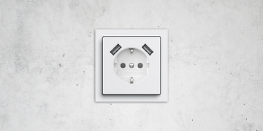 SCHUKO® USB-Steckdose bei Elektro Schulze GmbH in Dessau - Roßlau